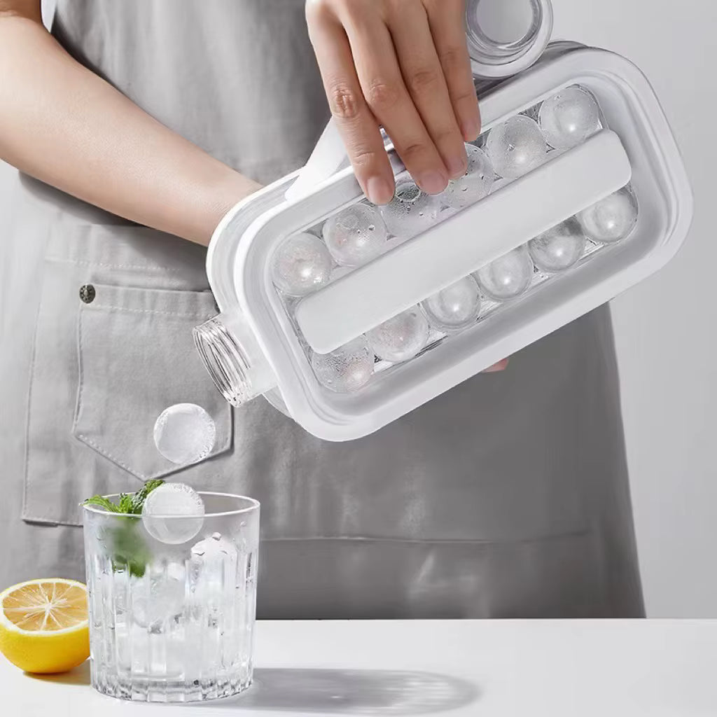 Ice ball making bottle
